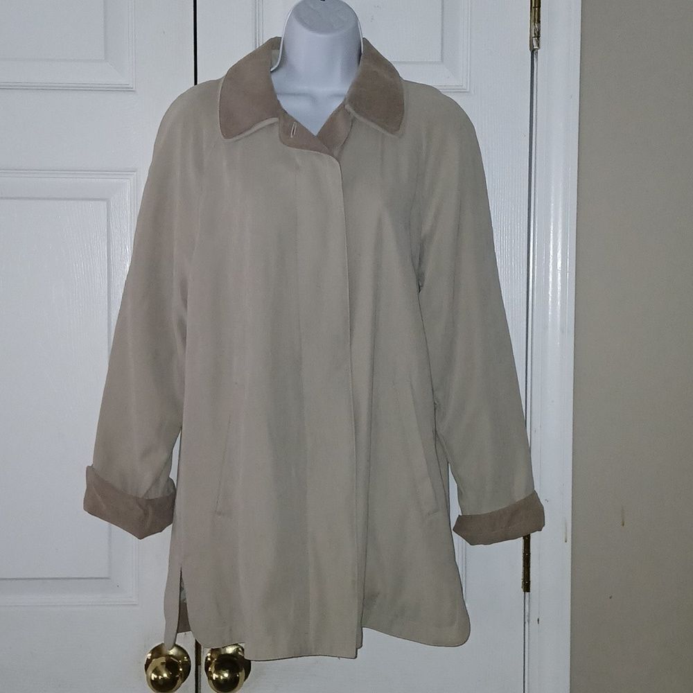 Madison lightweight super soft tan coat casual business casual Sz S